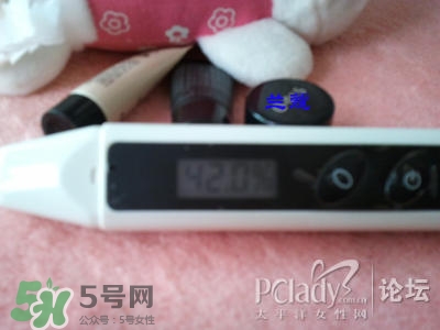 蘭蔻和紀(jì)梵希哪個(gè)好？蘭蔻和紀(jì)梵?？诩t哪個(gè)好？