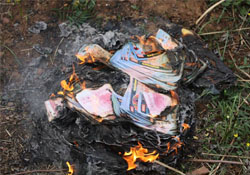 清明節(jié)燒紙錢有用嗎？清明節(jié)為什么要燒紙？