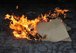 清明節(jié)燒紙錢怎么燒？清明節(jié)燒紙錢正確燒法