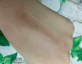 美康粉黛修容棒怎么用？美康粉黛修容棒使用方法