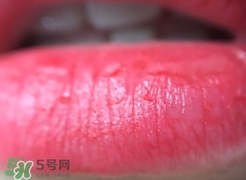 美康粉黛紅鸞心動(dòng)唇釉怎么樣？美康粉黛氣墊唇釉好用嗎