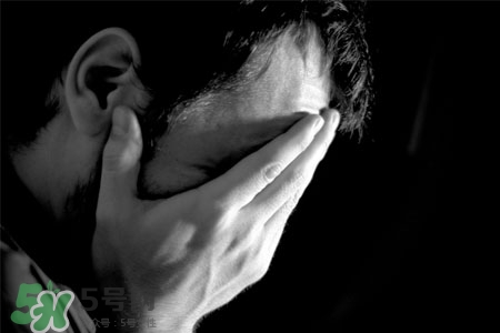 春天怎么預(yù)防抑郁癥的發(fā)生？春天如何預(yù)防抑郁癥的發(fā)作？