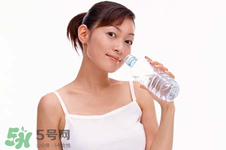 春天要多喝水嗎？春天多喝水有什么好處？