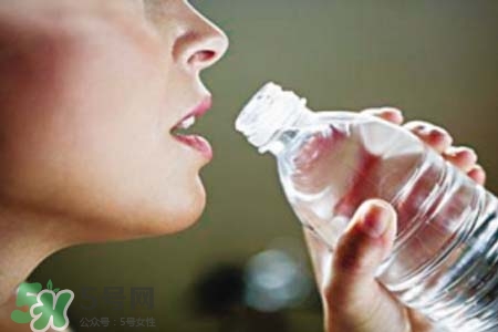 春天要多喝水嗎？春天多喝水有什么好處？