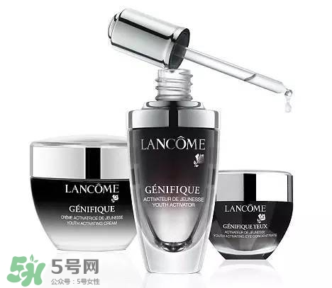 蘭蔻大眼精華和雅詩蘭黛小棕瓶哪個好？蘭蔻大眼精華和小棕瓶對比