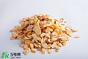 黃芪泡水喝的功效與副作用？黃芪有什么作用？