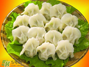 薺菜包餃子好吃嗎？薺菜包餃子根可以吃嗎？