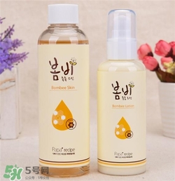 ahc水乳和春雨水乳哪個(gè)好？ahc和春雨水乳哪個(gè)好用？