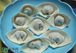 薺菜素餃子怎么做？薺菜素餡餃子怎么做好吃？