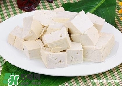 吃豆腐會(huì)得結(jié)石嗎？吃豆腐為什么會(huì)得結(jié)石？