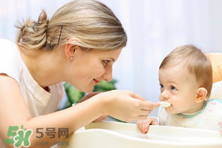 水痘期間不能吃什么？得水痘不能吃什么食物？