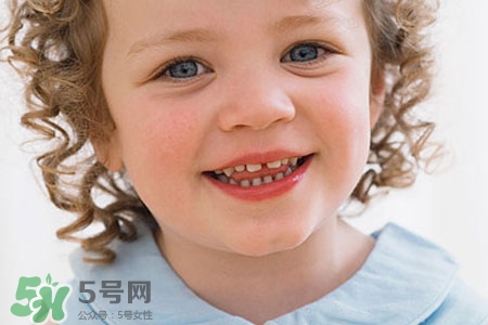 水痘會發(fā)燒嗎？小孩出水痘發(fā)燒怎么辦？