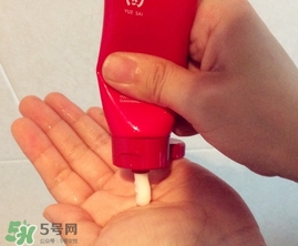 羽西和蘭芝哪個好？羽西和蘭芝適合年齡膚質