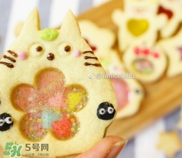 彩繪玻璃餅干怎么做？彩繪玻璃餅干做法