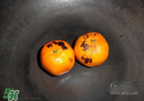 烤橘子怎么烤？烤橘子用什么火烤？