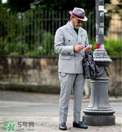 格子西裝怎么搭配？格子西服怎么搭配好看？