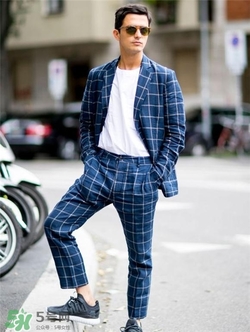 格子西裝怎么搭配？格子西服怎么搭配好看？