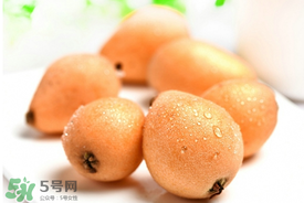 枇杷和姜能一起吃嗎？枇杷和生姜能一起煮嗎？