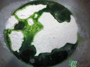 菠菜汁和面怎么取汁？菠菜汁和面的做法