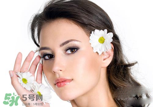 甜杏仁油適合什么皮膚？甜杏仁油適合膚質(zhì)