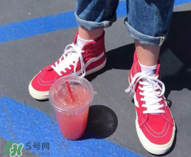 vans是什么牌子？vans范斯是什么檔次？