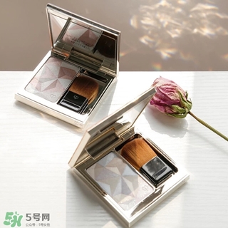 cpb和后哪個(gè)好用？cpb和whoo后哪個(gè)檔次高？