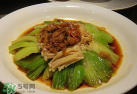 薺菜和金針菇能一起吃嗎？薺菜能和金針菇一起炒嗎？