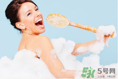 皮膚過(guò)敏可以洗熱水澡嗎？全身過(guò)敏能洗熱水澡嗎？