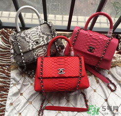 香奈兒蟒蛇皮包包怎么保養(yǎng)？chanel蟒蛇皮包包怎么清洗？