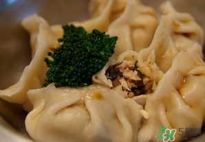 薺菜餃子可以放木耳嗎？薺菜水餃能加木耳嗎？