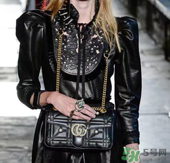 gucci方塊珍珠包正品多少錢？gucci古馳珍珠包正品專柜價(jià)格