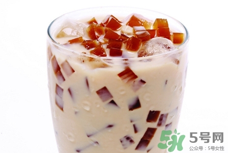 一點點為什么突然火了？1點點奶茶為什么那么火？