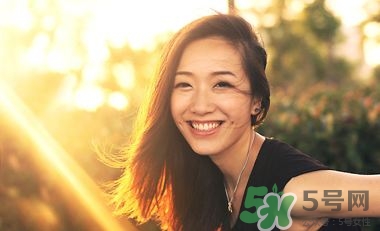 女人熬夜怎么保養(yǎng)皮膚？女人熬夜吃什么補品好？