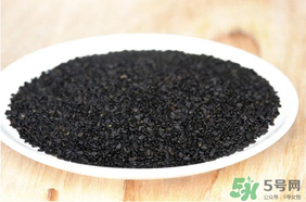 薺菜和芝麻能一起吃嗎？薺菜可以摻芝麻葉吃嗎？