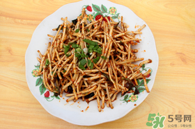 薺菜和魚(yú)腥草能一起吃嗎？薺菜和魚(yú)腥草可以同時(shí)泡茶嗎？