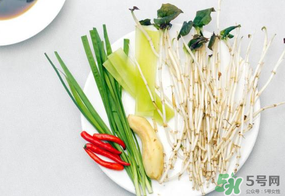 薺菜和魚(yú)腥草能一起吃嗎？薺菜和魚(yú)腥草可以同時(shí)泡茶嗎？