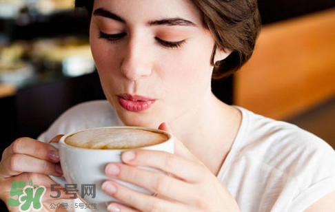 怎樣預(yù)防臉上長(zhǎng)斑？如何預(yù)防臉上長(zhǎng)斑