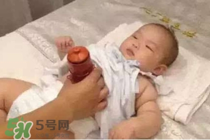 寶寶氣管炎艾灸治療有用嗎？寶寶氣管炎艾灸效果如何