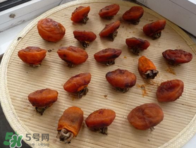 柿子為什么會(huì)黑？柿子為什么凍完發(fā)黑？