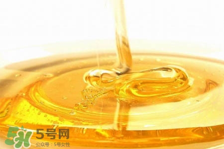 過敏性鼻炎可以吃蜂蜜嗎？過敏性鼻炎能不能吃蜂蜜？