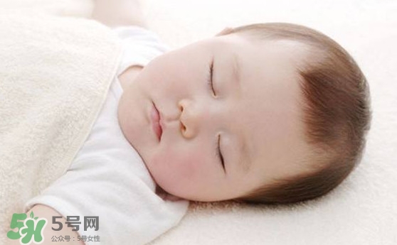 孩子睡覺(jué)為什么打呼嚕？孩子睡覺(jué)打呼嚕是什么原因