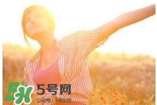 如何治療乳房濕疹？治療乳房濕疹吃什么好