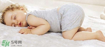 孩子睡覺(jué)為什么打呼嚕？孩子睡覺(jué)打呼嚕是什么原因