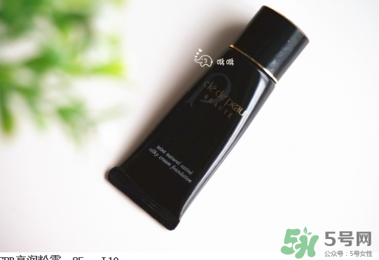cpb粉底液和粉霜哪個(gè)好？cpb粉底液和粉霜區(qū)別