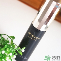 cpb粉底液和粉霜哪個(gè)好？cpb粉底液和粉霜區(qū)別