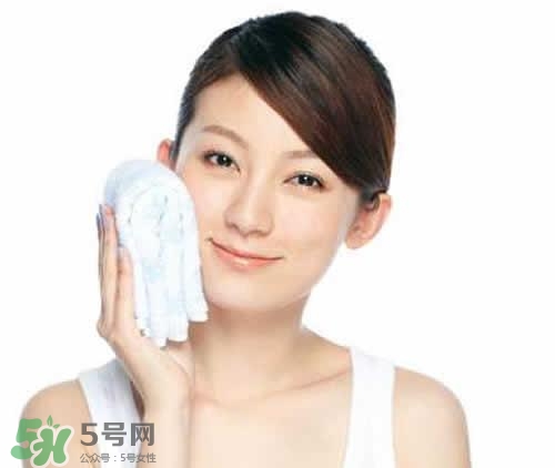熱毛巾敷臉要幾分鐘？熱毛巾敷臉要多久？