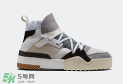 adidas originals aw聯(lián)名最新款多少錢？阿迪達斯三葉草aw聯(lián)名發(fā)售價格