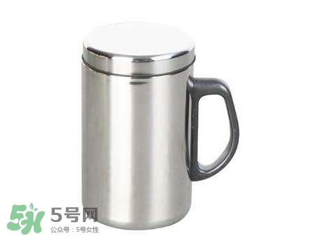 玻璃杯喝水安全嗎？玻璃杯喝水安不安全