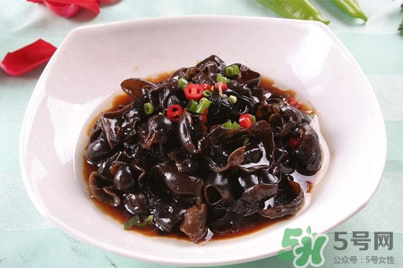 黑木耳可以隔夜吃嗎？黑木耳能過(guò)夜吃嗎？