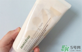 悅詩風(fēng)吟綠茶洗面奶適合什么膚質(zhì)？悅詩風(fēng)吟洗面奶適合油性肌膚嗎？
